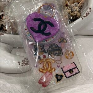 Luxury designer cc Purple Heart phone Case with MagSafe holder, new!!